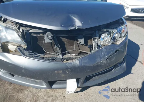 2013 Toyota Camry Se z USA, uszkodzony, nr VIN 4T1BF1FK3DU212181